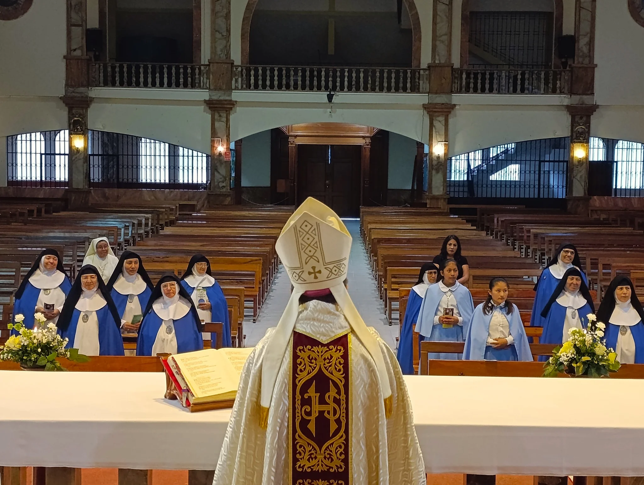 Portada del Álbum de Mayo